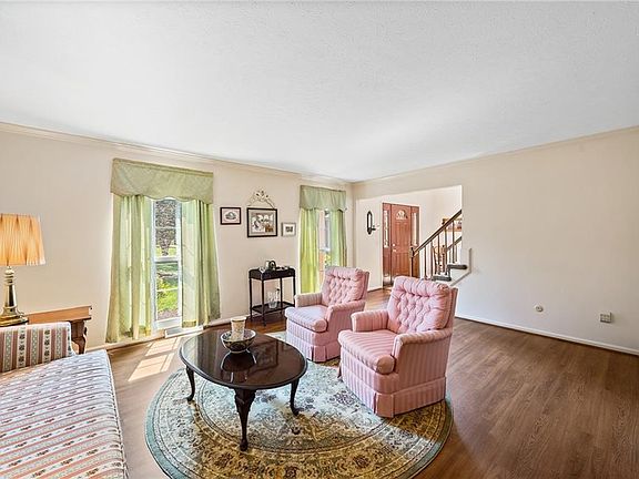 5th image of 28114 Settlers Reserve Way