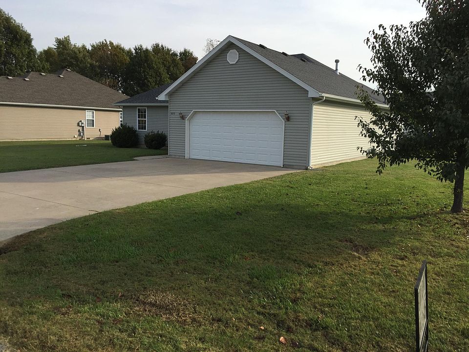 1st image of 3102 Scotty Dr