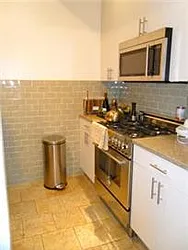 Rented by R New York