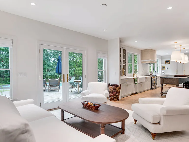 4 Stonewall Ct — Photo 5