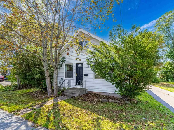 219 N River Rd, Charlottetown, PE C1A 3L5