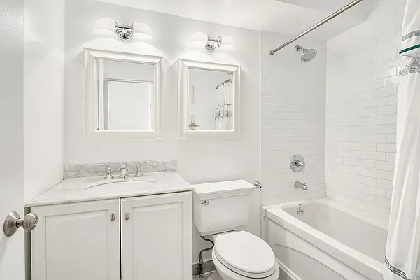 Rented by Douglas Elliman | media 26