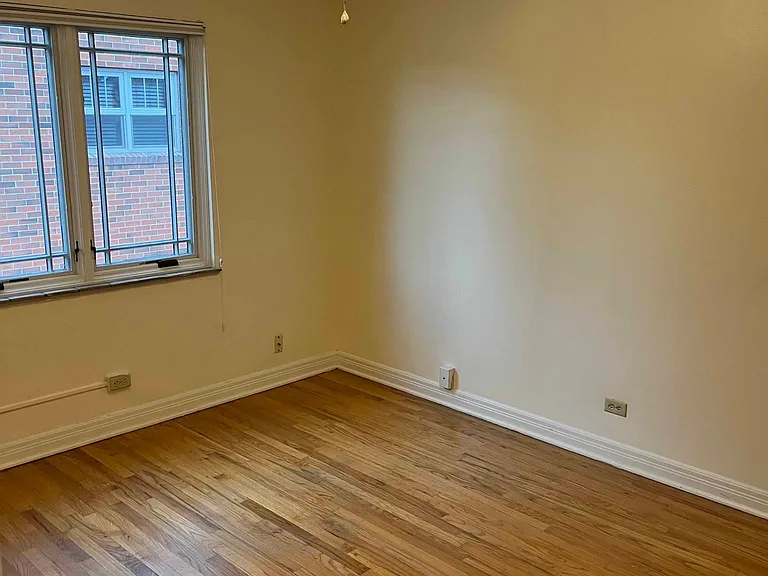 Bedroom #1