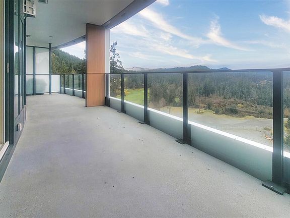 3rd image of 2000 Hannington Rd #808