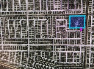 673 Foxchase Dr, Lehigh Acres, FL 33974