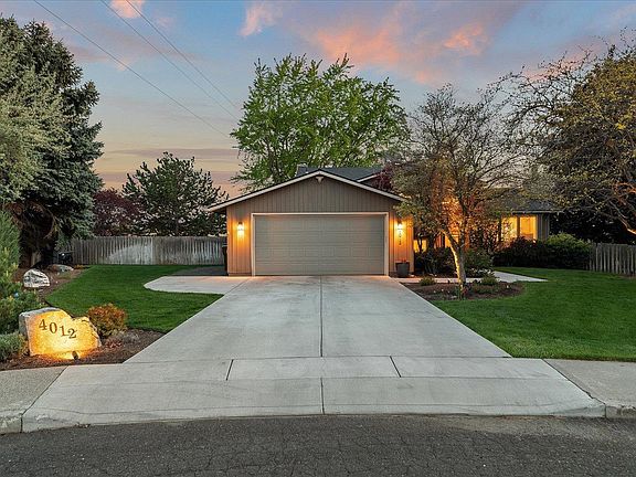 2nd image of 4012 E Windsong Ave