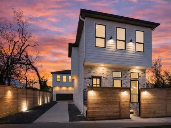 602 Jewett St #B, Houston, TX 77009
