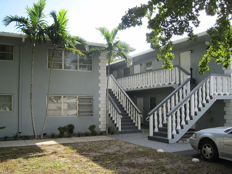 1500 NE 50th Ct — Photo 7