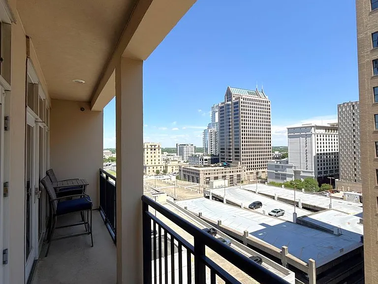230 Tryon St #1002 — Photo 14