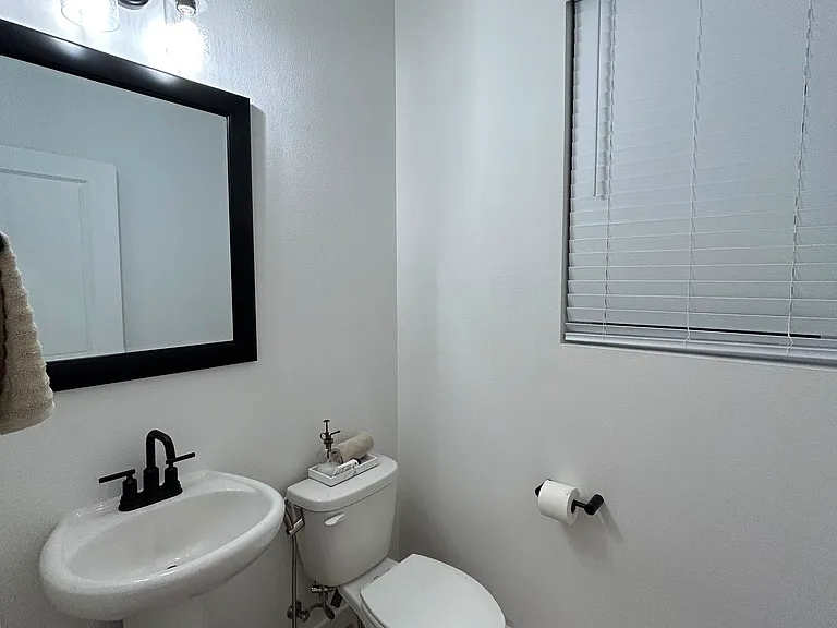 1662 S Quartz Dr — Photo 14