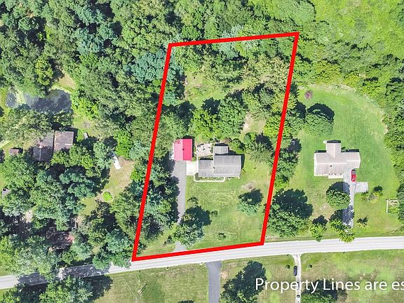 3rd image of 3352 Outville Rd