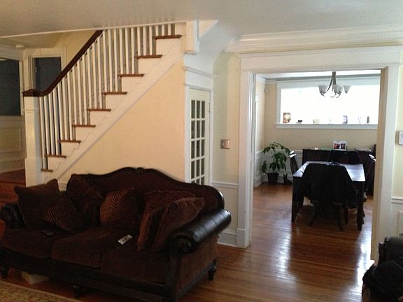 LR to DR w/ French Doors