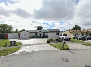 5730 NW 200th St, Hialeah, FL 33015