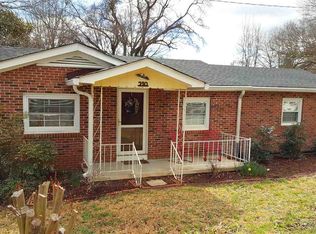 210 Circle Rd, Greer, SC 29651