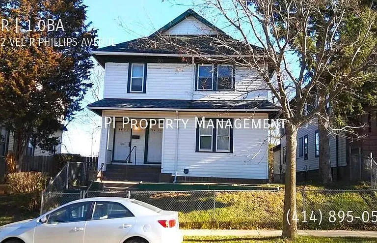 3422 N Vel R Phillips Ave — Photo 1