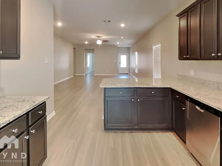 15518 Caramel Springs Dr — Photo 8
