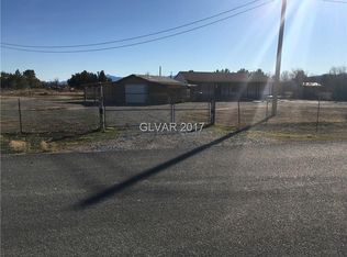 2521 W Palm Dr, Pahrump, NV 89060