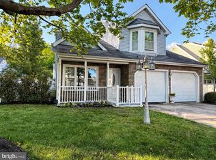 3 Tudor Dr, Burlington, NJ 08016
