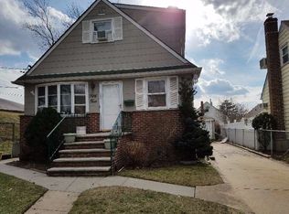 54 Copiague St, Valley Stream, NY 11580