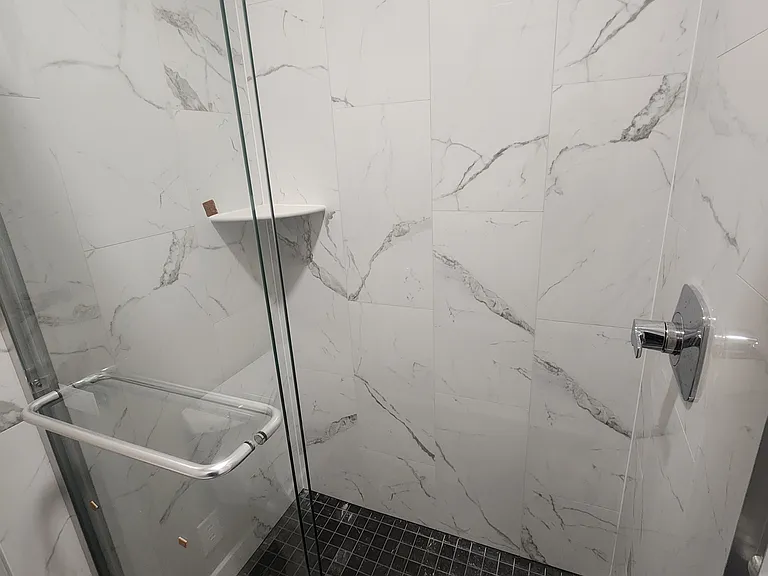 5967 Woodcrest Ave #A — Photo 17