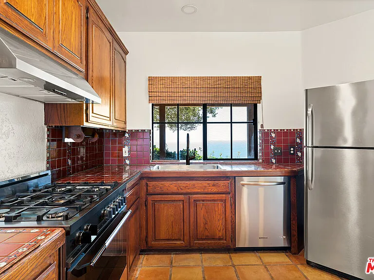 4211 Avenida De La Encinal #GH — Photo 8