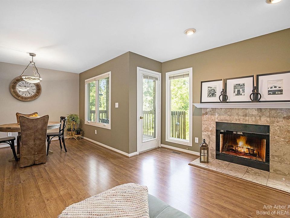 1st image of 195 Kingsbrook Ave