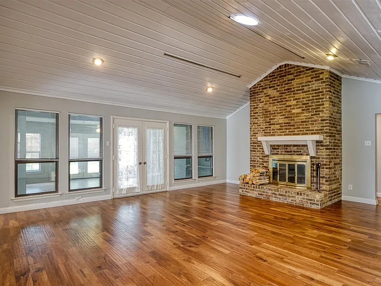 3809 Graphic Pl — Photo 19