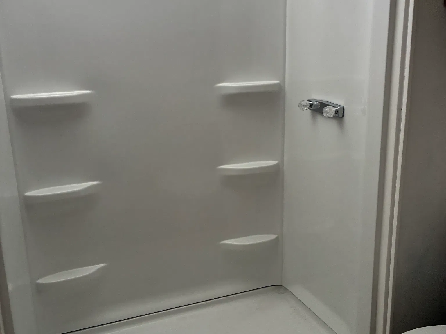 3 bed, 1447 sqft, $1,300 — Photo 3