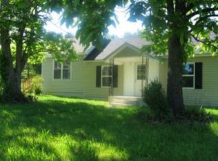 1091 Cora Watts Trl, Nathalie, VA 24577