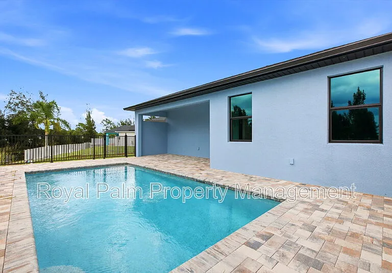3518 NE 21st Pl — Photo 32