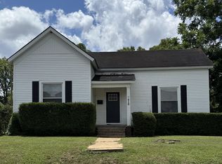 610 E McClellan St, Athens, AL 35611