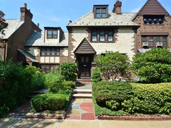 111-29 76th Avenue image 1 of 20