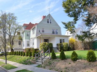 47 Clinton Pl, Mount Vernon, NY 10550