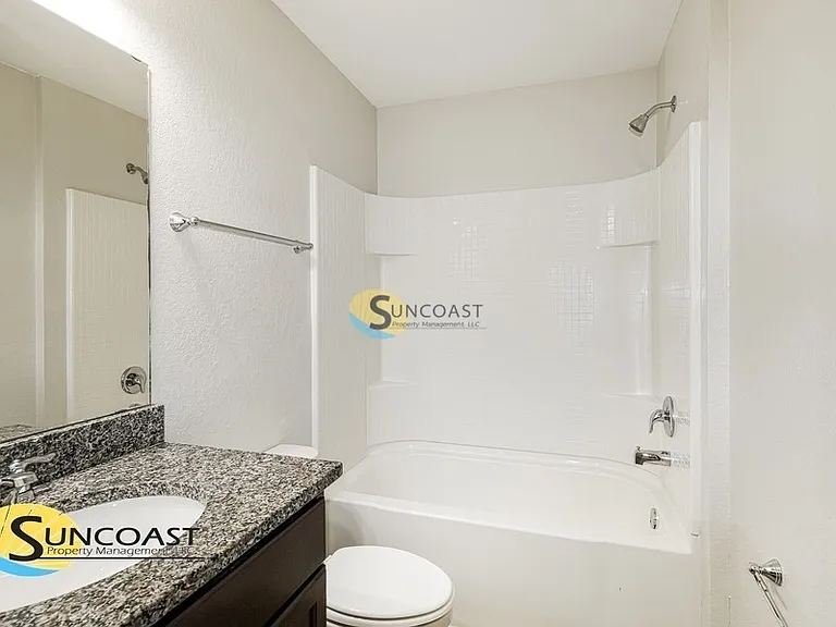 7893 N Jamaica Dr — Photo 14