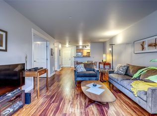 300 NE High School Rd #323, Bainbridge Island, WA 98110