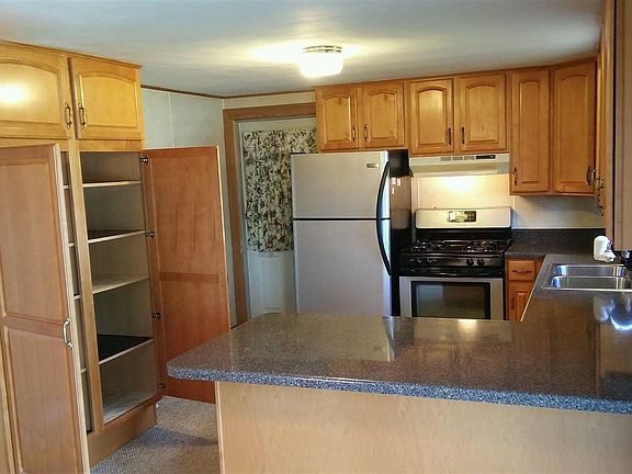 4th image of 5 Dixie Dr
