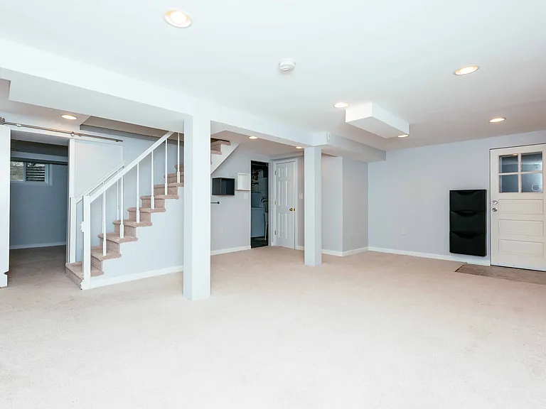 5837 Nebraska Ave NW — Photo 8