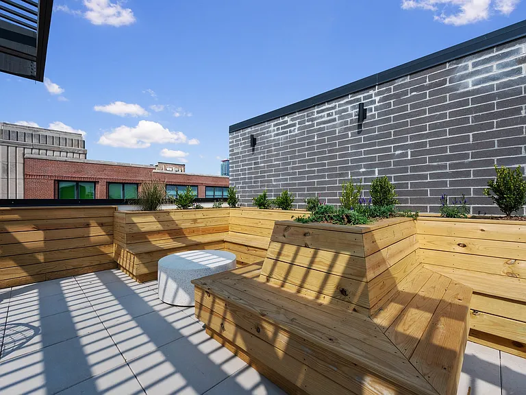 McCormick CoLiving — Photo 19