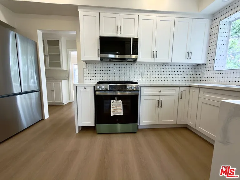 378 S La Jolla Ave — Photo 13