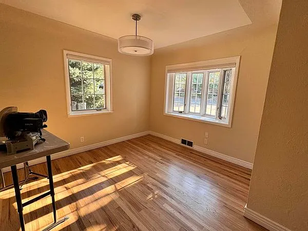 4030 Cody St — Photo 3