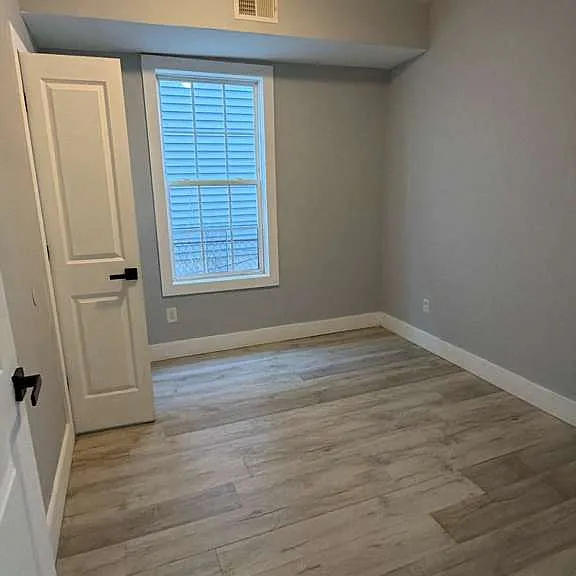 745 S 18th St #2R — Photo 6