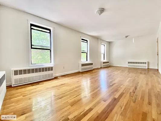 2nd image of 376 McGuinness Blvd #3