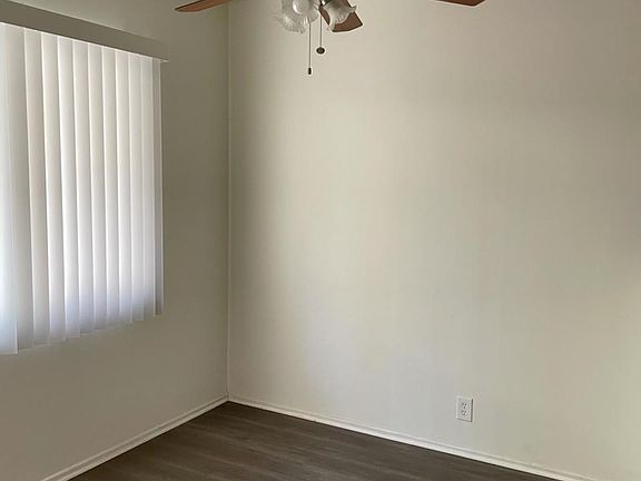 4th image of 3731 Mentone Ave #5