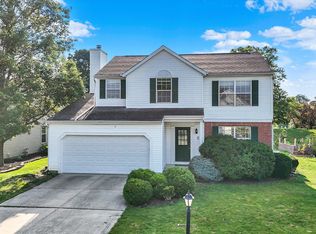 11961 Driftstone Dr, Fishers, IN 46037