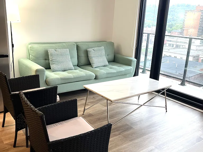 1 Jarvis St #806 — Photo 9