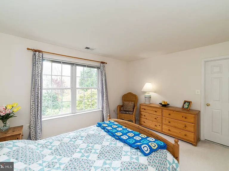 2944 Edgelea Rd — Photo 23