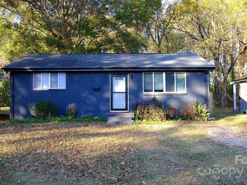 1st image of 2109 Finchley Dr