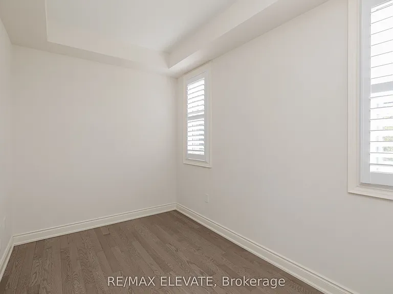 255 McKean Dr N — Photo 14