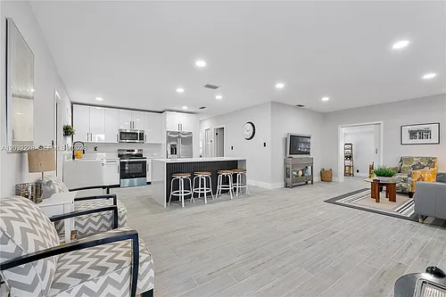 510 E Acre Dr Photo 1
