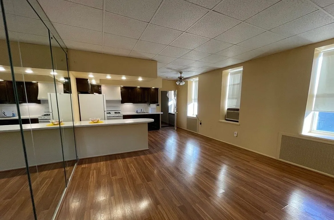 1 bed, 800 sqft, $1,395 — Photo 3